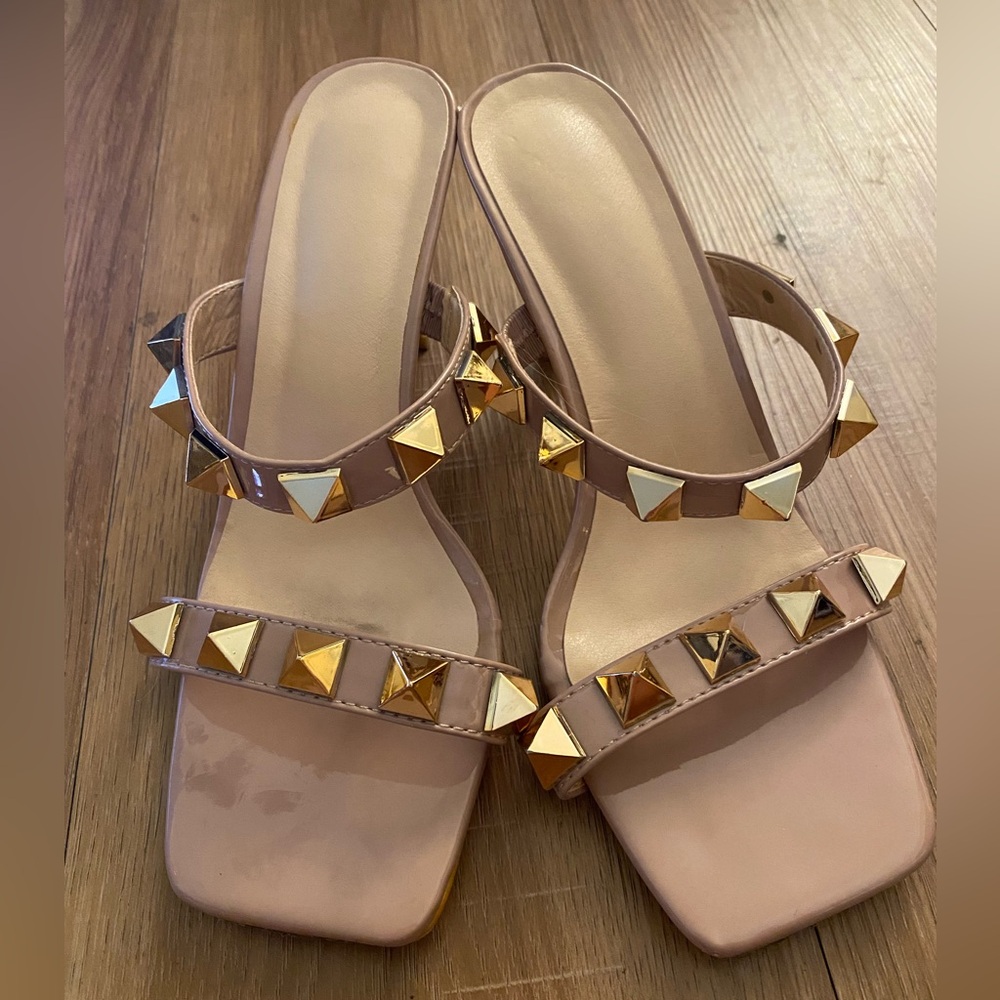 blush studded heels size 8
